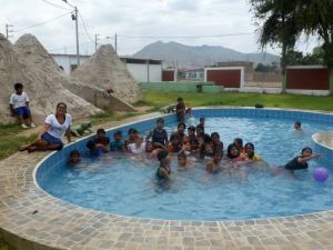 600151_1969636395702_1745731814_n